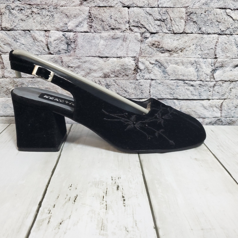 Kenneth Cole Reaction Pumps sz 7.5